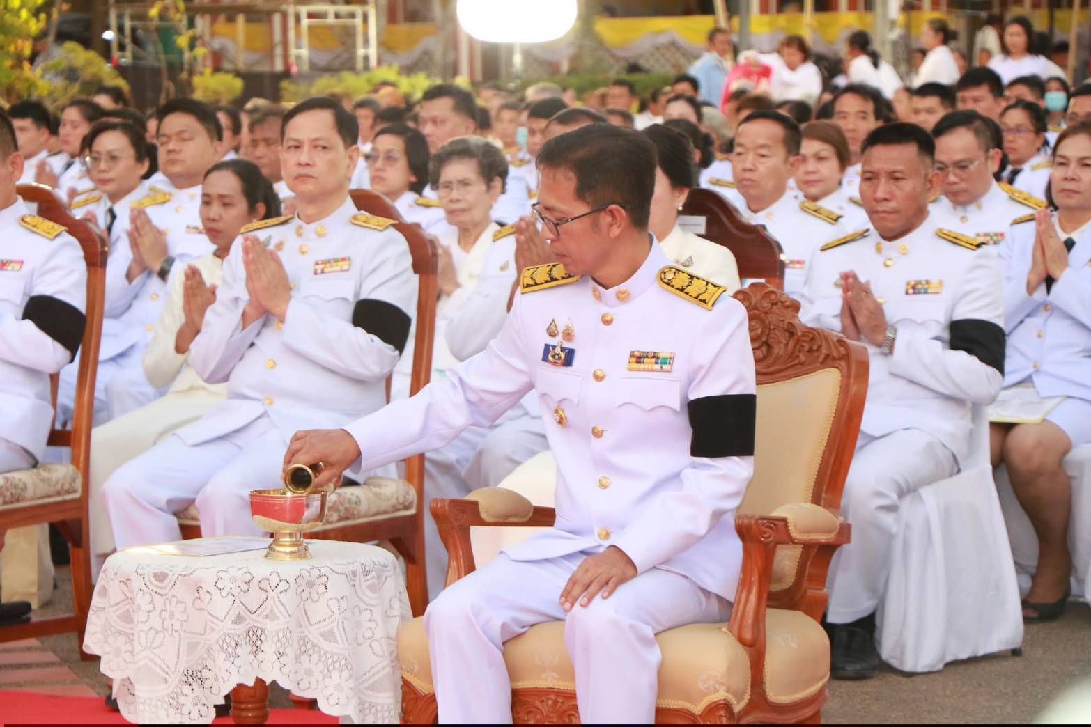 title - ร่วมพิธีบำเพ็ญกุศลและแสดงความอาลัย ในวาระครบ 100 วัน (สตมวาร) แห่งการสวรรคต สมเด็จพระนางเจ้าสิริกิติ์ พระบรมราชินีนาถ พระบรมราชชนนีพันปีหลวง